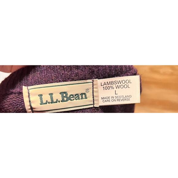 Men L.L. Bean 100% Lambswool V Neck Sweater Purple Made in Scotland Lightweight - Picture 3 of 3